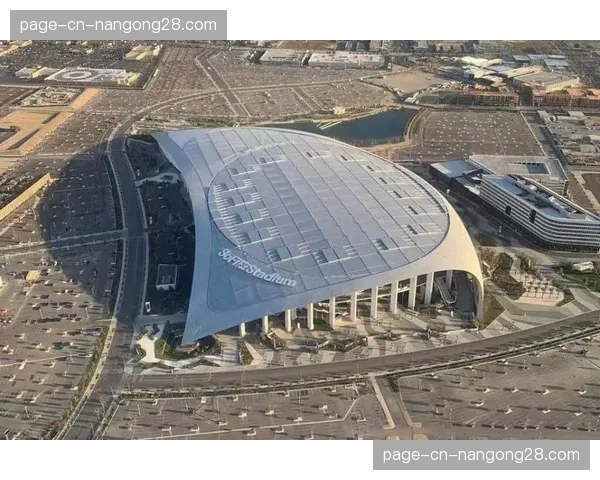 洛杉矶奥运会新增项目“棒垒球”场馆建设已完成主体结构封顶